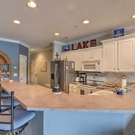 Lakefront Ozark Condo With Balcony And Seasonal Pool! Camdenton Eksteriør bilde