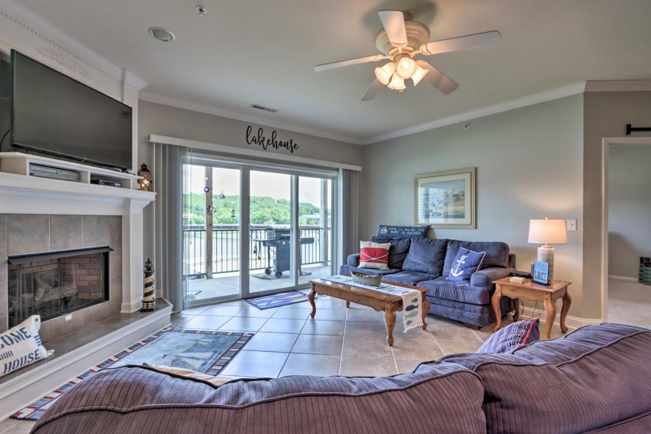 Lakefront Ozark Condo With Balcony And Seasonal Pool! Camdenton Eksteriør bilde