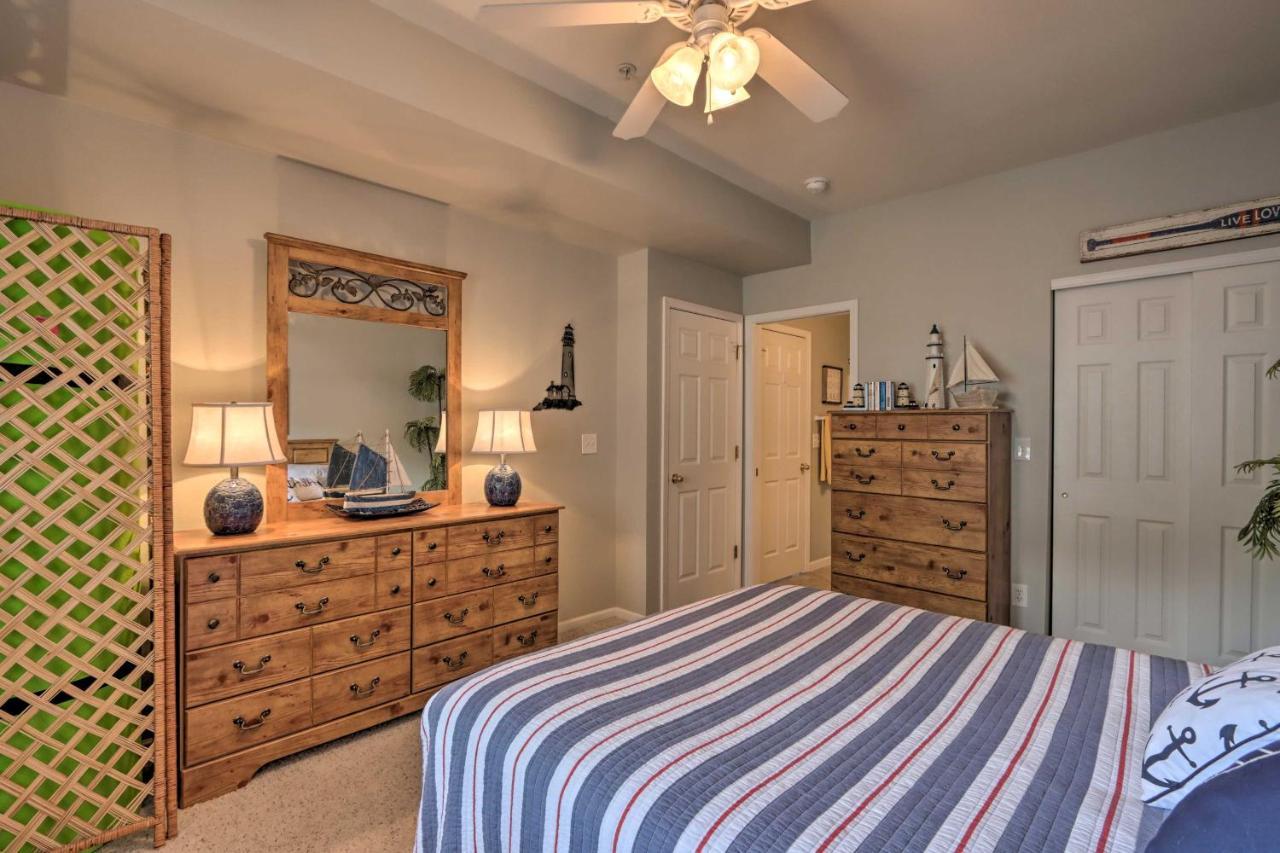 Lakefront Ozark Condo With Balcony And Seasonal Pool! Camdenton Eksteriør bilde