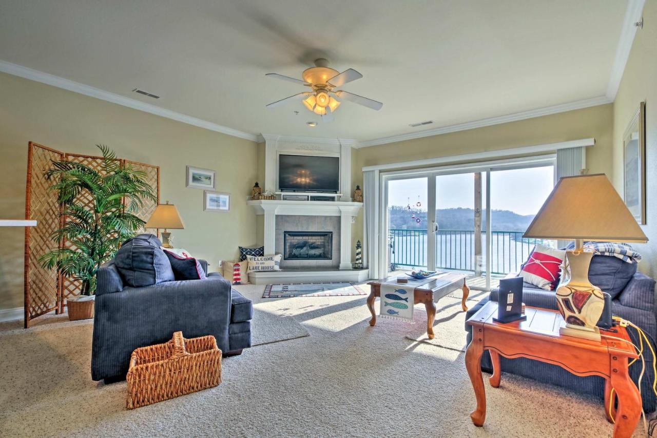 Lakefront Ozark Condo With Balcony And Seasonal Pool! Camdenton Eksteriør bilde